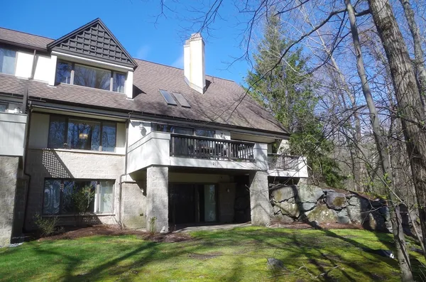 $2,885,000 | 213 Nahanton Street, Unit 213, Newton, MA 02459