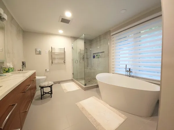 $2,885,000 | 213 Nahanton Street, Unit 213, Newton, MA 02459