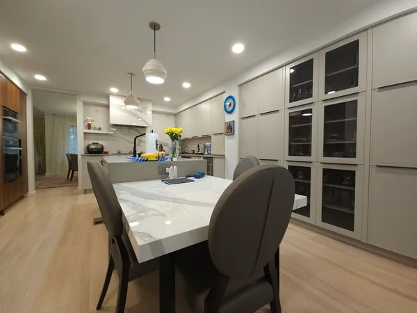 $2,885,000 | 213 Nahanton Street, Unit 213, Newton, MA 02459