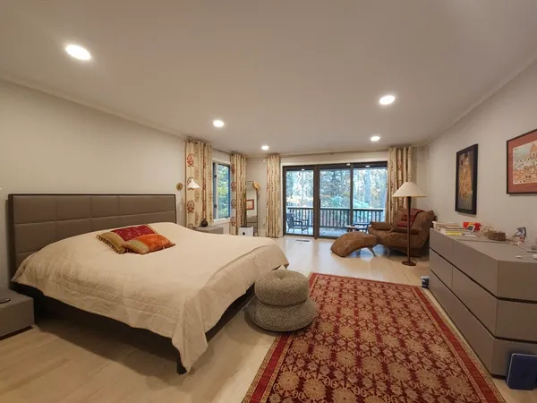 $2,885,000 | 213 Nahanton Street, Unit 213, Newton, MA 02459