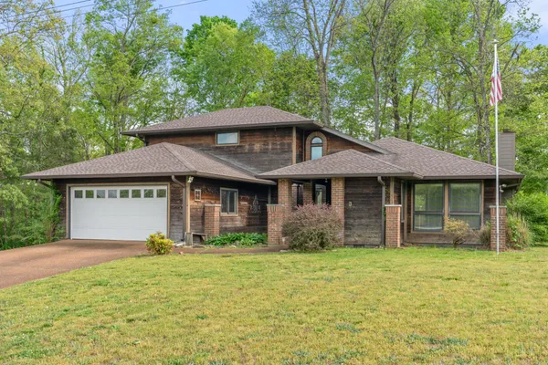 $445,000 | 1212 Rosewood Drive, Centerville, TN 37033