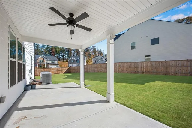 a house view with a outdoor space