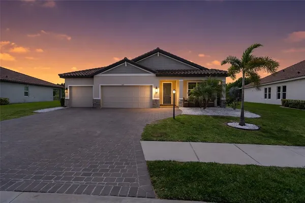 $800,000 | 3431 Big Sky Way, Bradenton, FL 34211