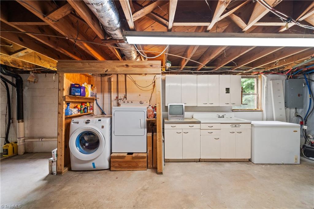 2136 Shacktown Road Yadkinville, NC 27055 - Photo 25 of 49