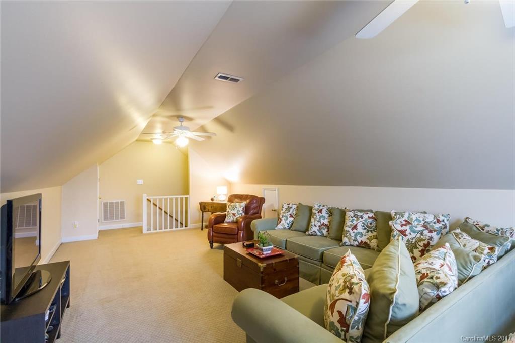4935 Bay Ridge Lane, Unit 7 Denver, NC 28037 - Photo 18 of 24 Gallery Image 18