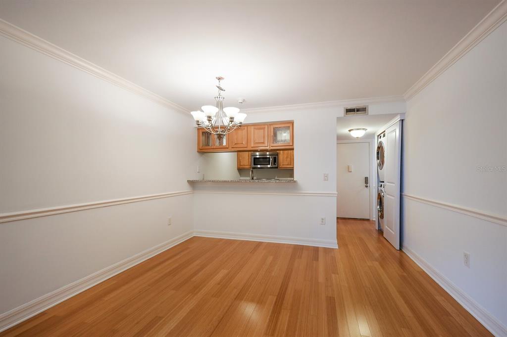 1542 Oak Street, Unit 6 Sarasota, FL 34236 - Photo 12 of 23