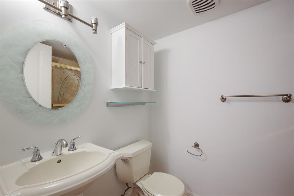 1542 Oak Street, Unit 6 Sarasota, FL 34236 - Photo 23 of 23