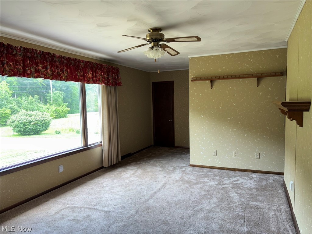 6308 Coen Road Vermilion, OH 44089 - Photo 12 of 40 spacious living room