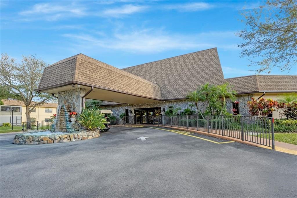 301 Cambridge Road, Unit 109 Hollywood, FL 33024 - Photo 15 of 22