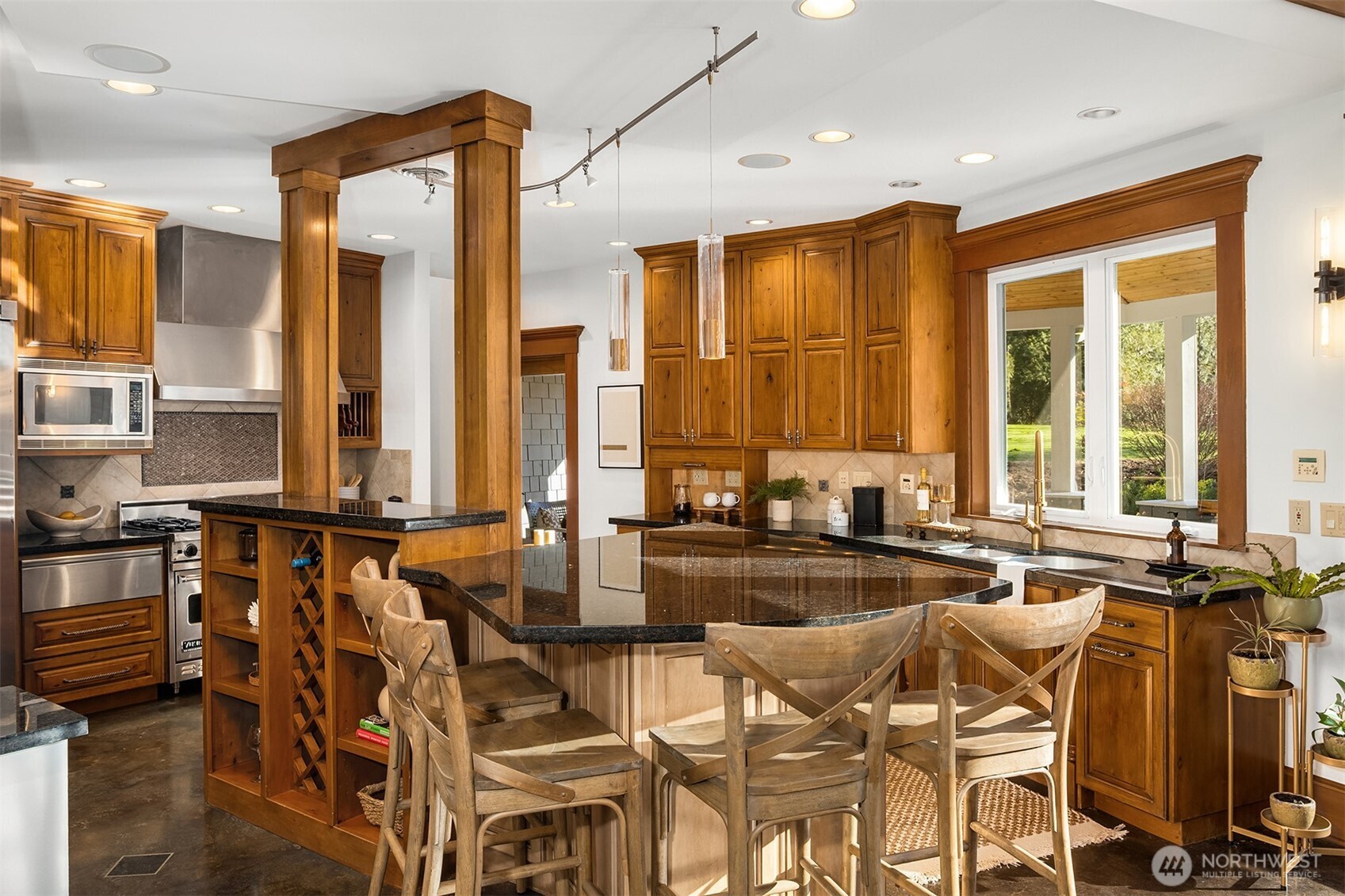 29015 Southeast 8th Street Fall City, WA 98024 - Photo 13 of 40