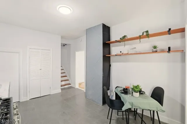 $529,000 | 71 Oakland Terrace, Newark, NJ 07106