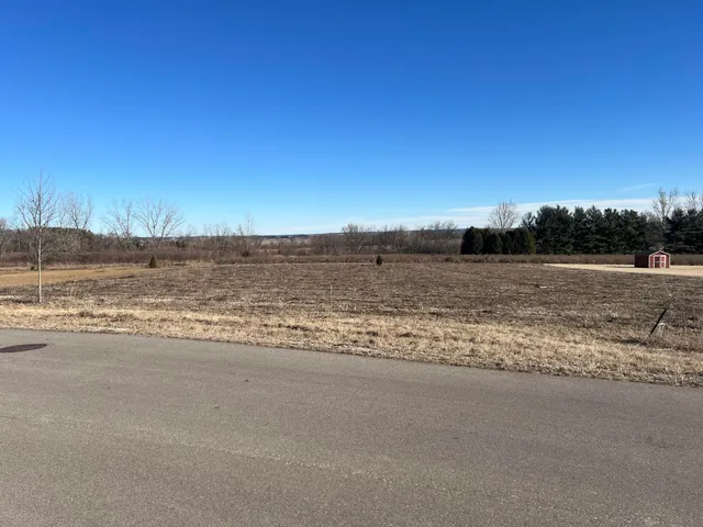 $72,000 | Lt2-28 Eastview Drive, Sharon, WI 53585