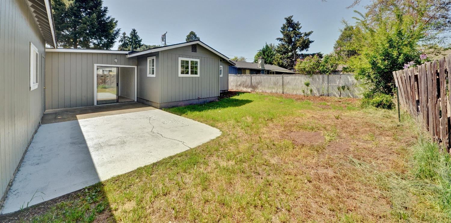 122 Haley Street Eagle Point, OR 97524 - Photo 22 of 27 Additional Photo