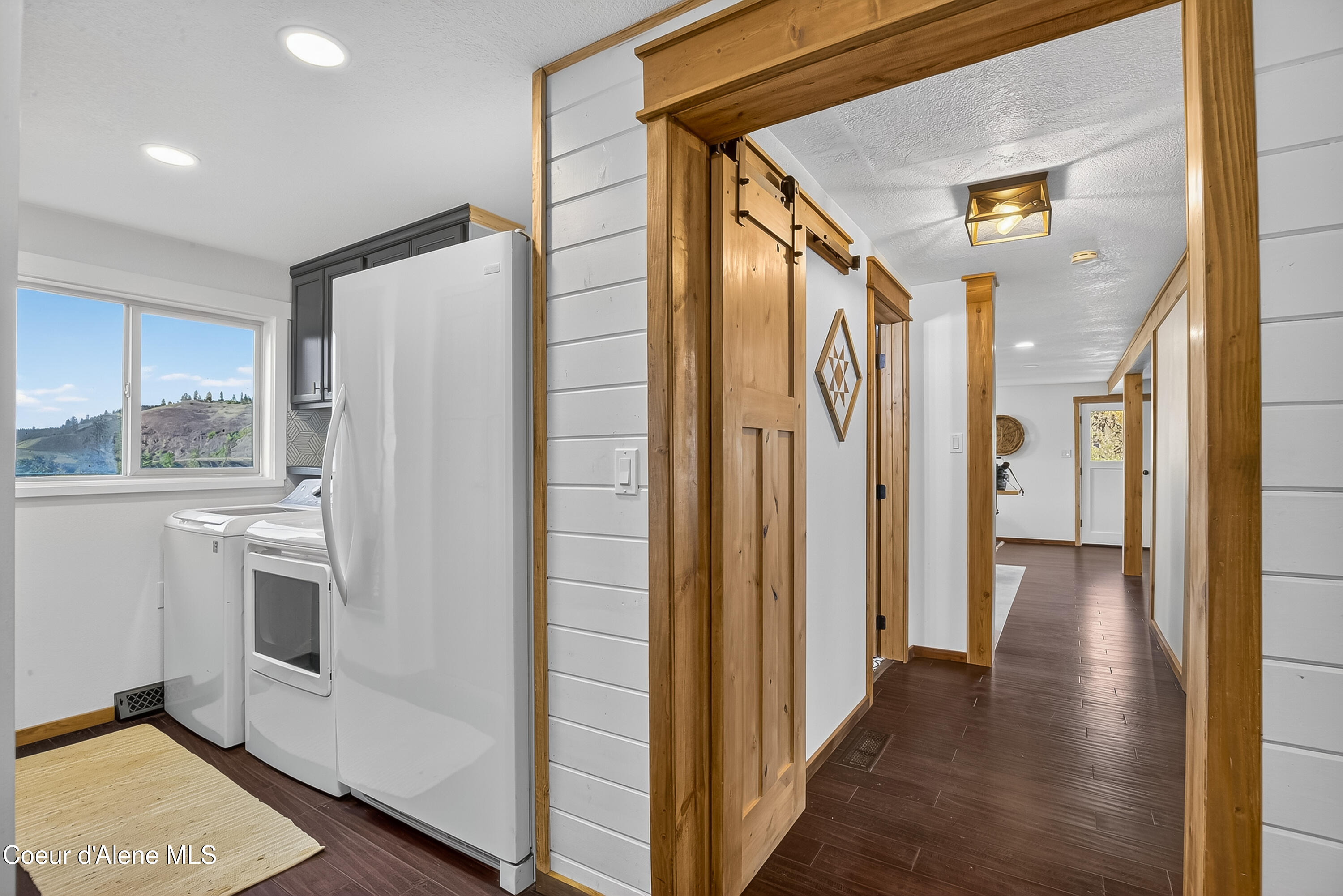 2157 Luke's Gulch Road Stites, ID 83552 - Photo 18 of 48 Laundryroom:Pantry 076_AM3I5560