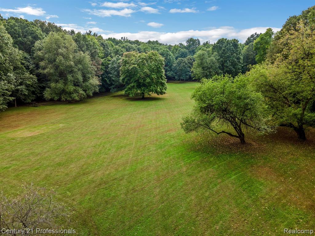 9601 Kier Road Clarkston, MI 48348 - Photo 61 of 73
