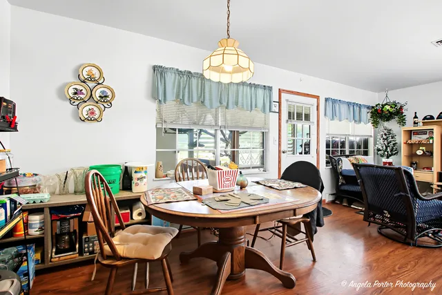 $199,900 | 7314 East Chevy Chase Court, Fox Lake, IL 60020