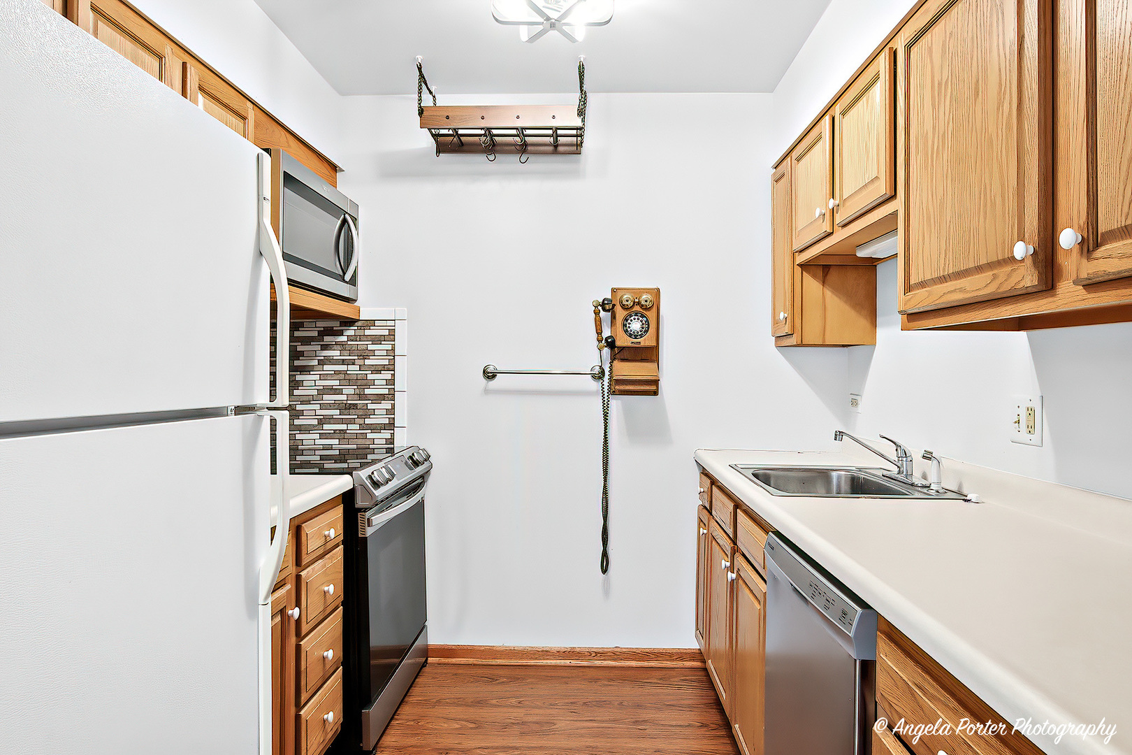 7314 East Chevy Chase Court Fox Lake, IL 60020 - Photo 6 of 25