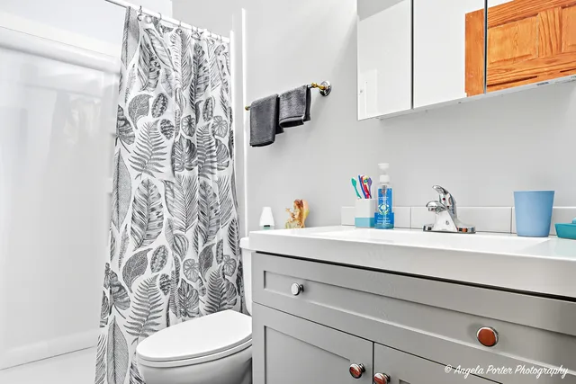 $199,900 | 7314 East Chevy Chase Court, Fox Lake, IL 60020