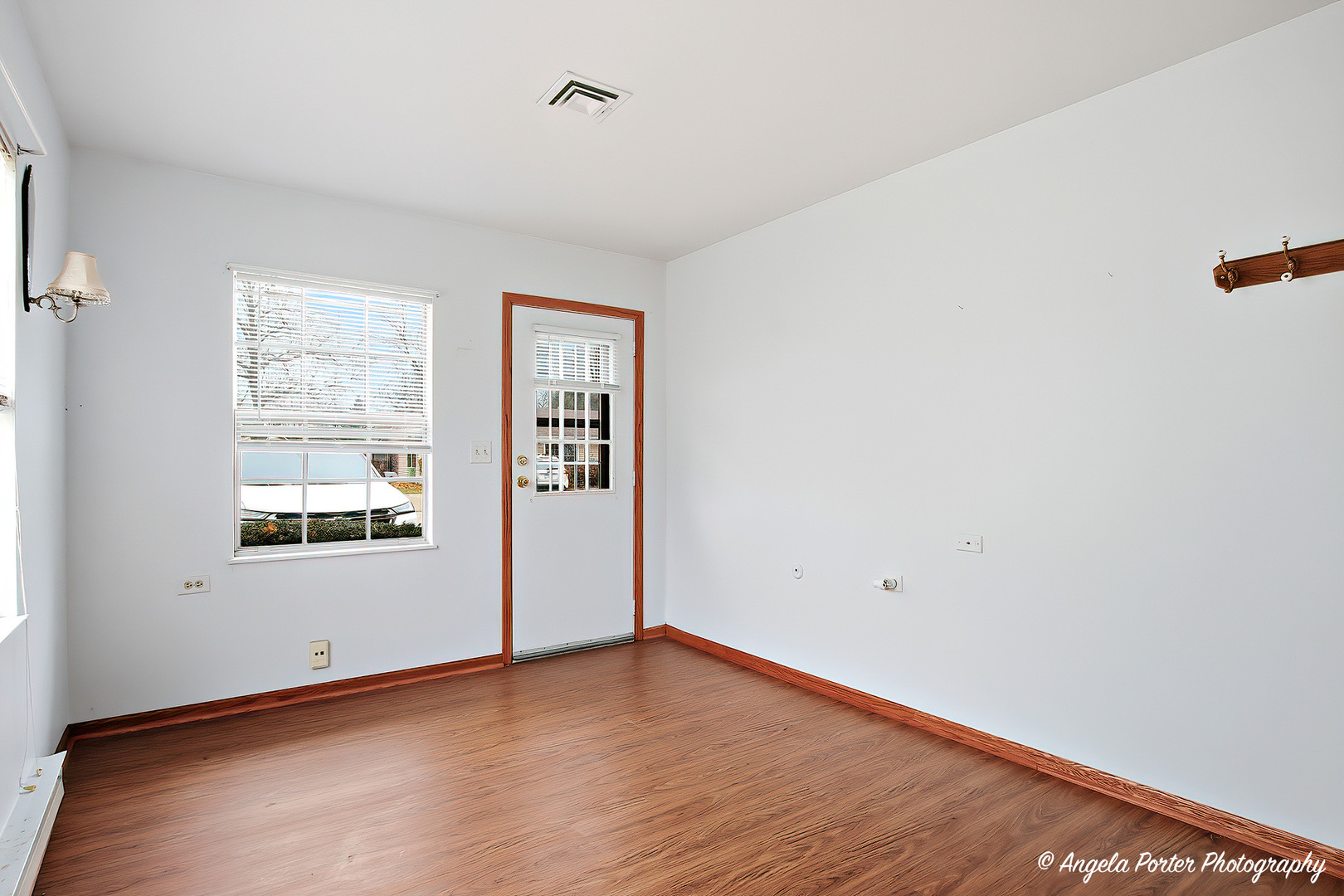 7314 East Chevy Chase Court Fox Lake, IL 60020 - Photo 10 of 25