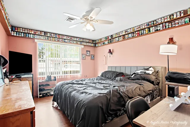 $199,900 | 7314 East Chevy Chase Court, Fox Lake, IL 60020