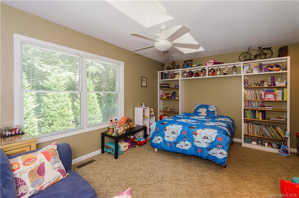 33 Echo Ridge Maggie Valley, NC 28751 - Photo 18 of 24 Gallery Image 18