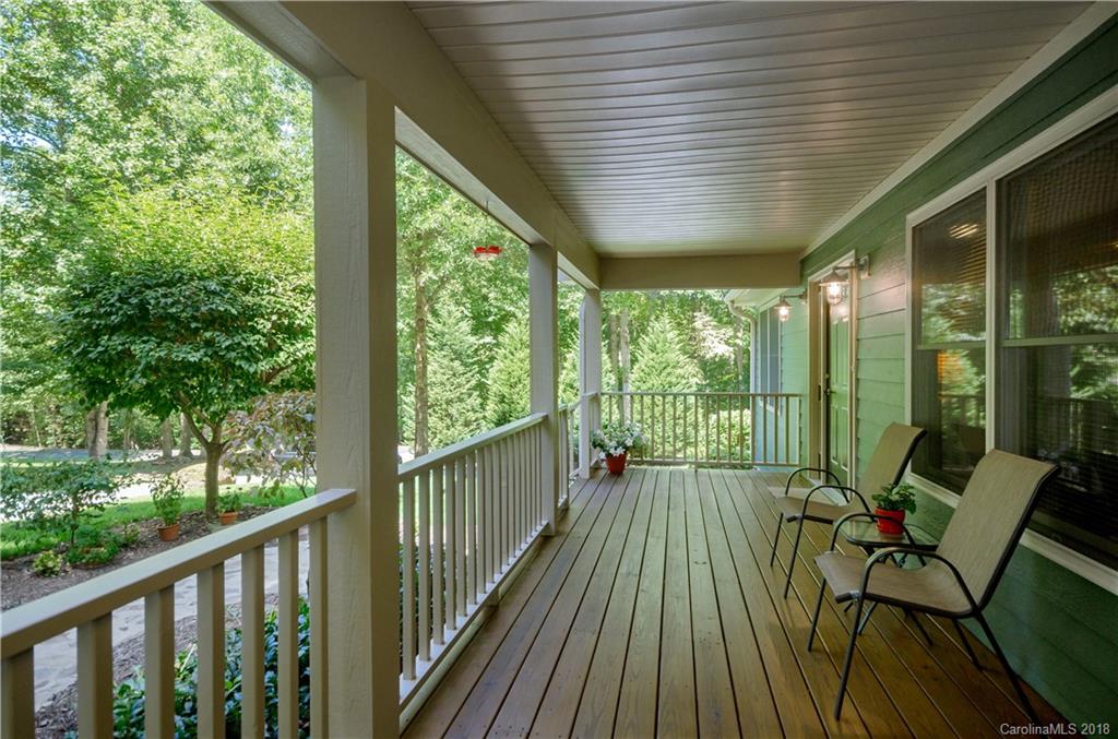 33 Echo Ridge Maggie Valley, NC 28751 - Photo 4 of 24 Gallery Image 4