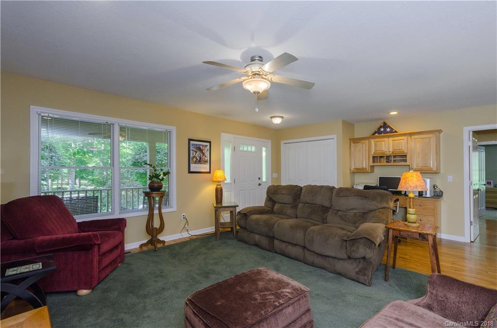 33 Echo Ridge Maggie Valley, NC 28751 - Photo 6 of 24 Gallery Image 6