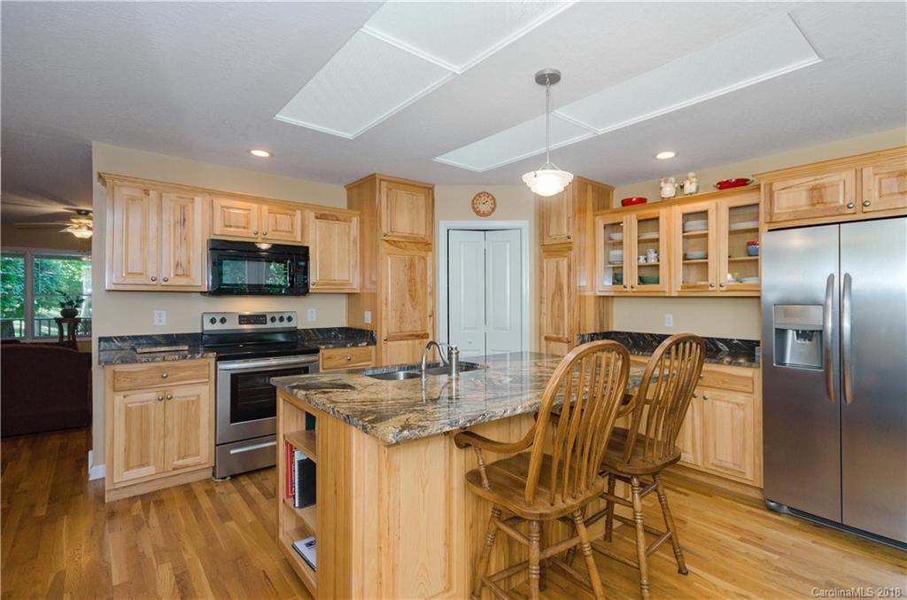 33 Echo Ridge Maggie Valley, NC 28751 - Photo 9 of 24 Gallery Image 9