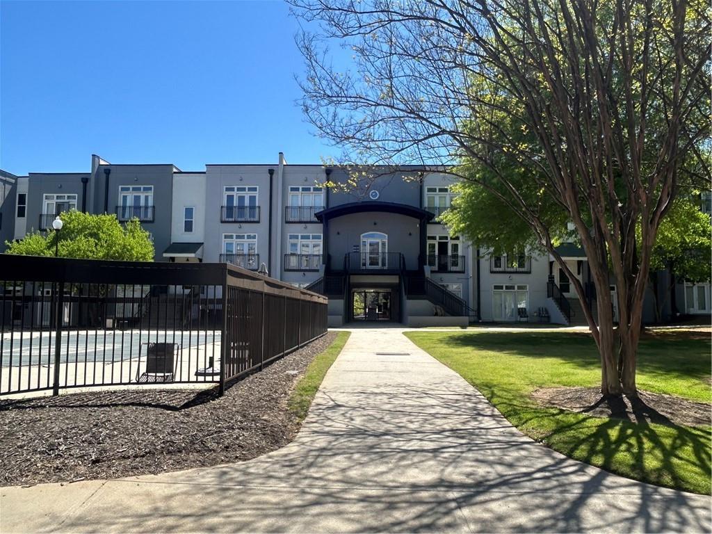 502 Pryor Street Southwest, Unit 317 Atlanta, GA 30312 - Photo 4 of 16