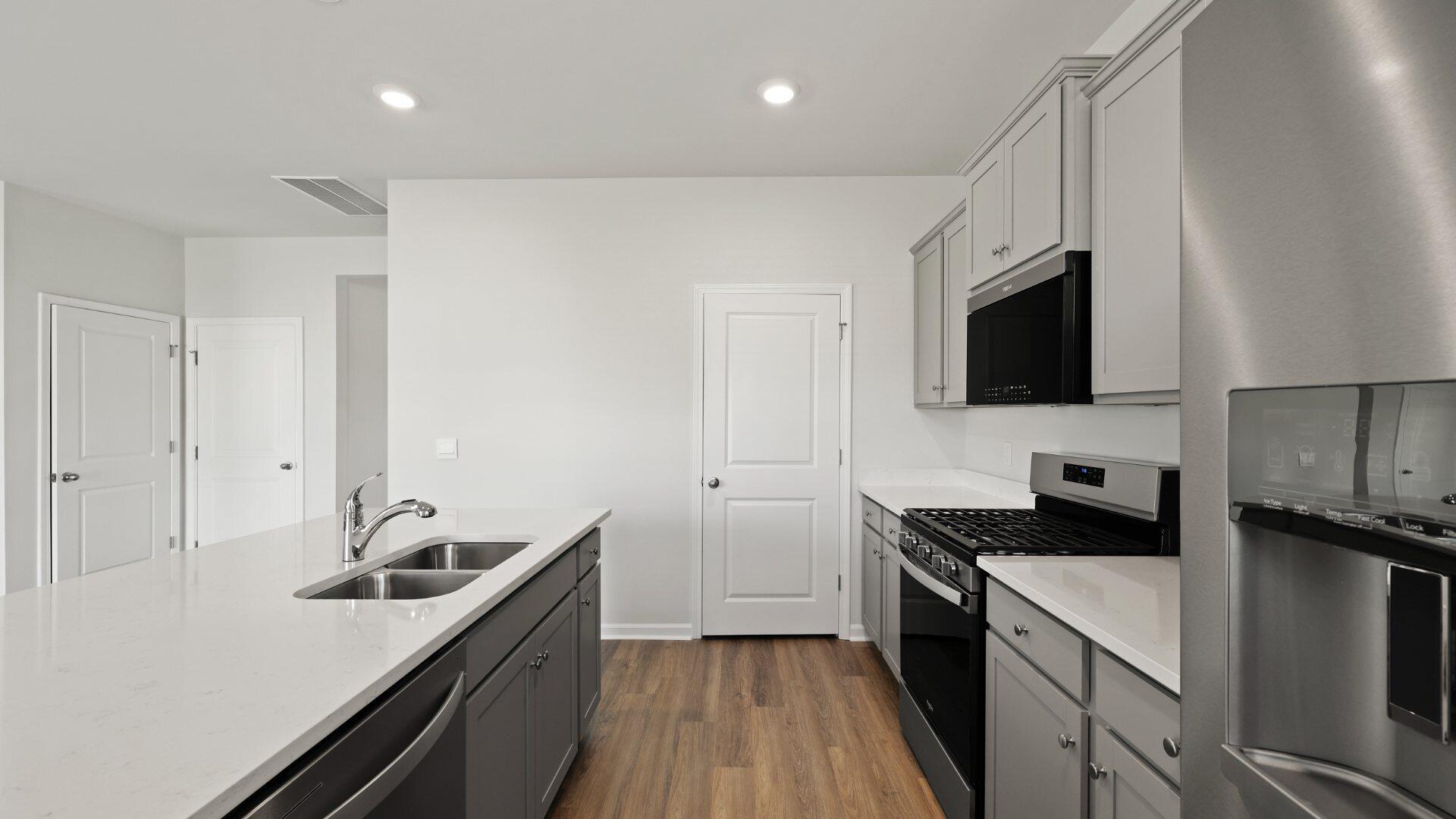 226 Yarrow Way Moncks Corner, SC 29461 - Photo 16 of 29 550a1745