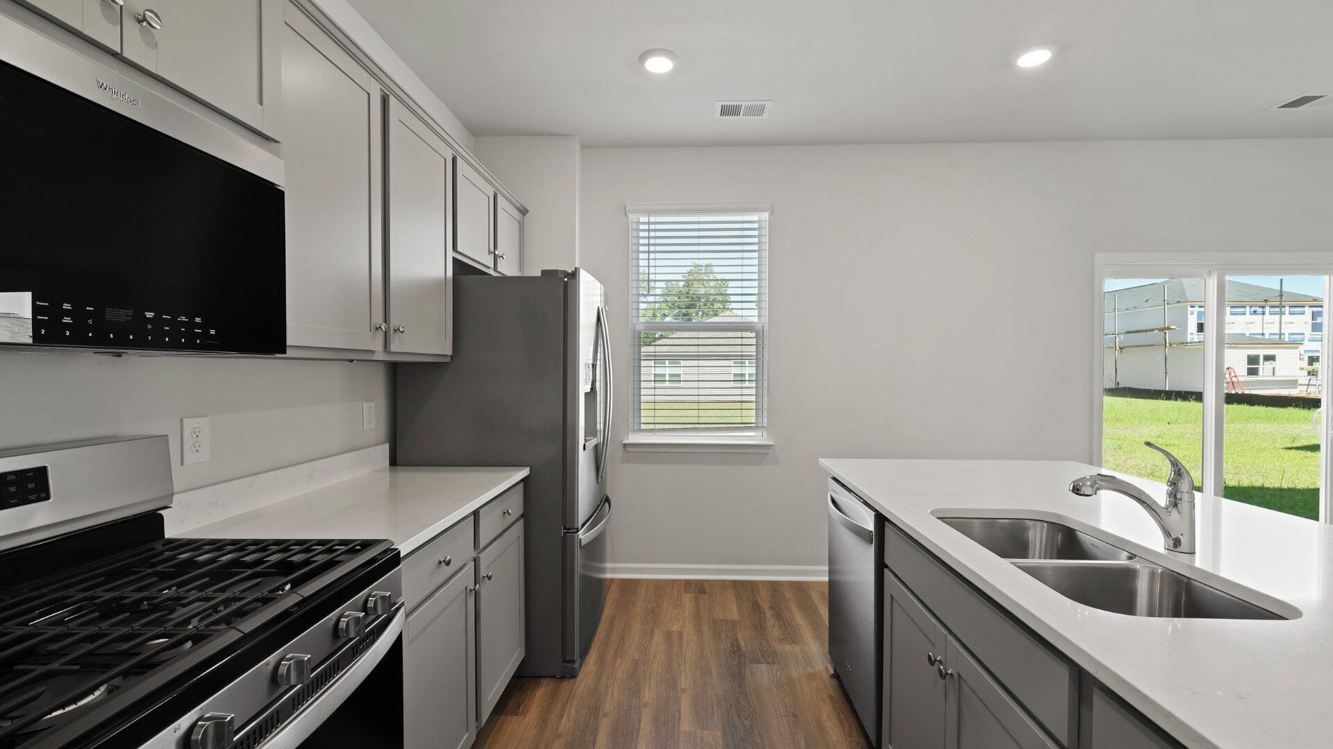 226 Yarrow Way Moncks Corner, SC 29461 - Photo 17 of 29 550a1756