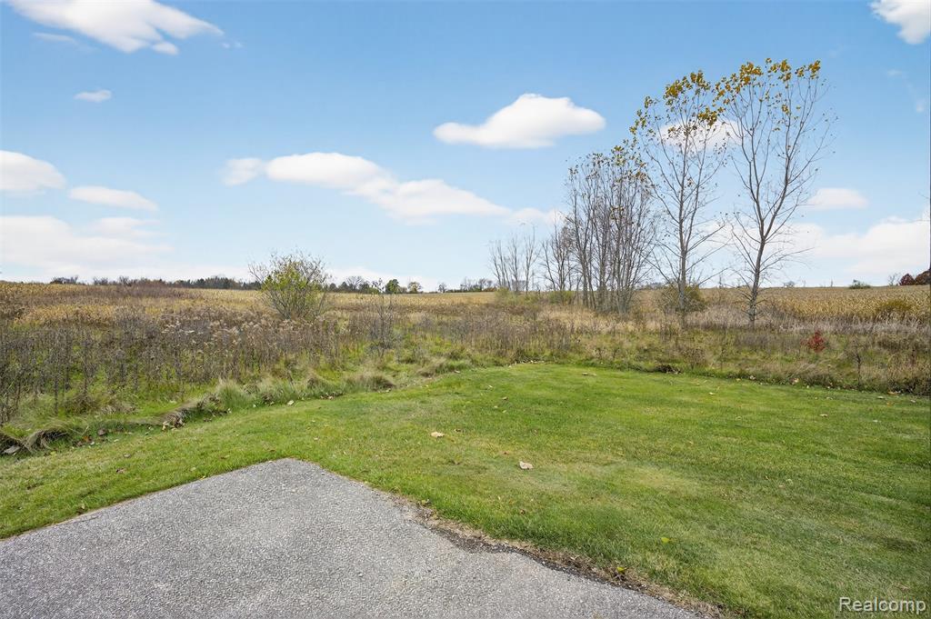 6434 Bristol Road Swartz Creek, MI 48473 - Photo 23 of 29