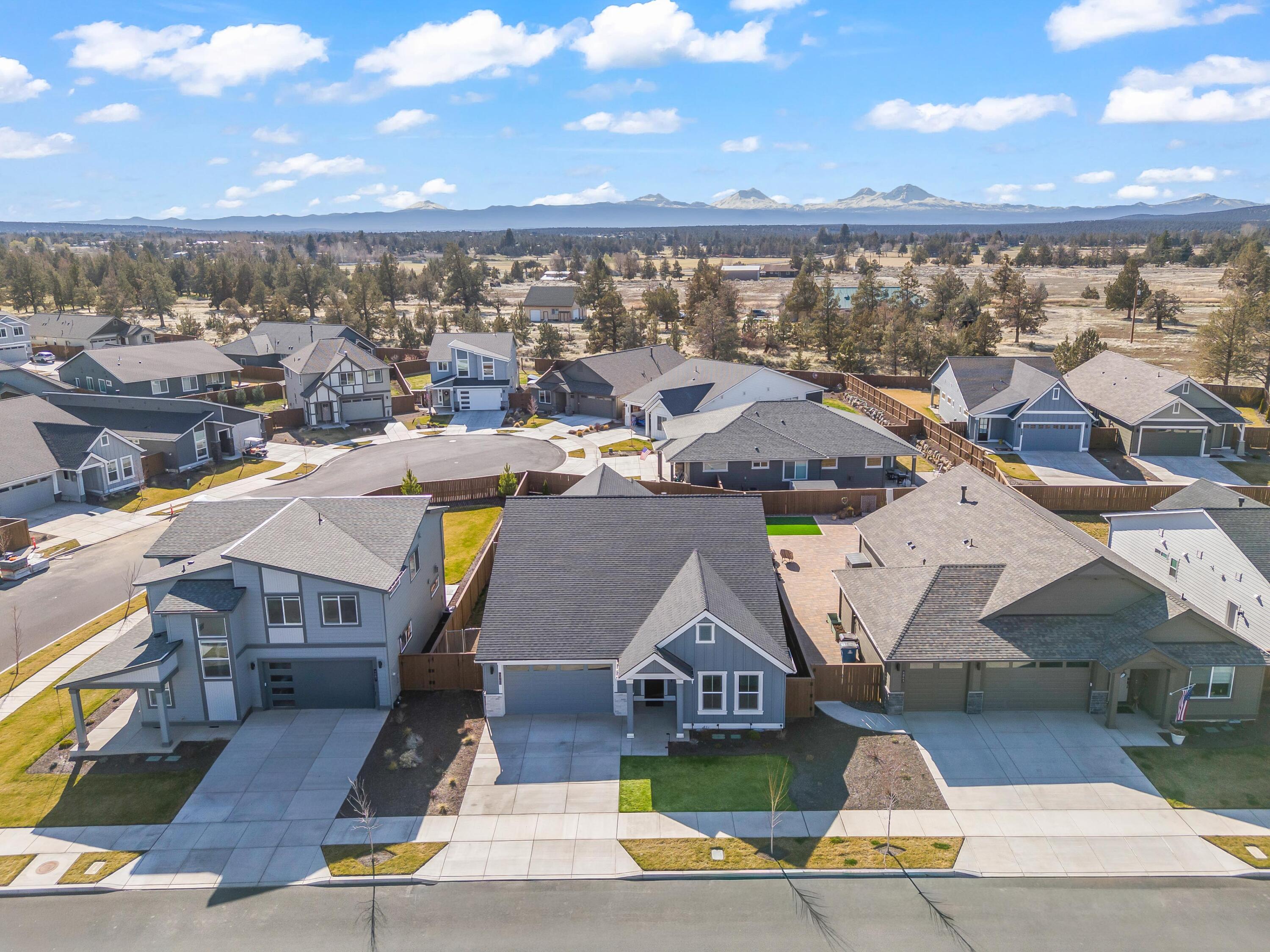 4065 Southwest 47th Street Redmond, OR 97756 - Photo 33 of 35 33