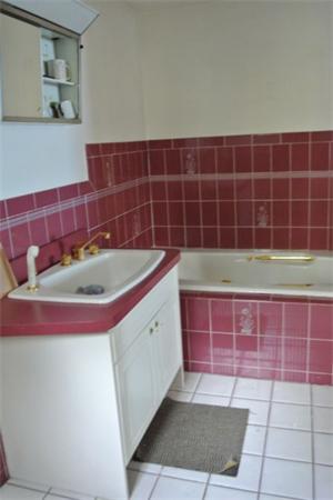 31 Whittier Road Wakefield, MA 01880 - Photo 16 of 22 Gallery Image 16