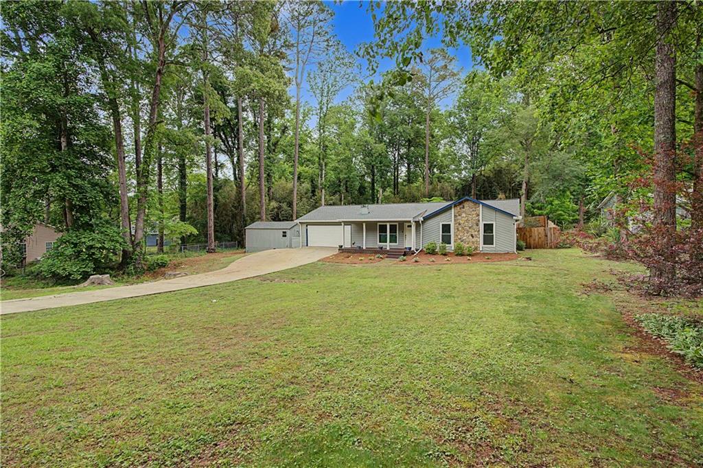 4522 Inlet Road Marietta, GA 30066 - Photo 2 of 42