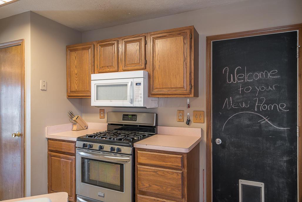 2132 Simon Court Springfield, OH 45503 - Photo 8 of 33