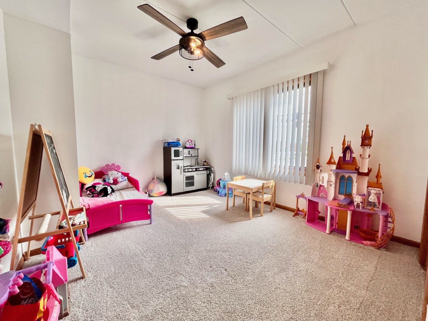10710 Central Avenue, Unit 2E Chicago Ridge, IL 60415 - Photo 14 of 23 Gallery Image 14