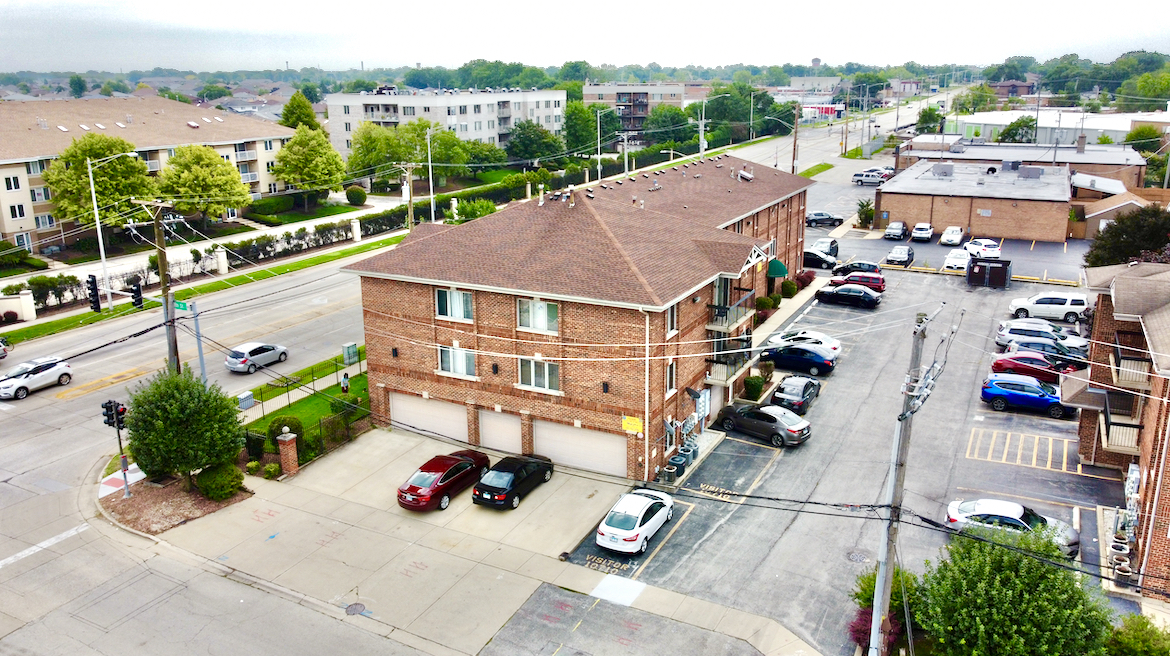 10710 Central Avenue, Unit 2E Chicago Ridge, IL 60415 - Photo 17 of 23 Gallery Image 17
