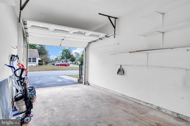 a view of a garage with painted walls
