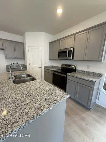 $361,000 | 8826 Chapman Trce Way, Knoxville, TN 37920