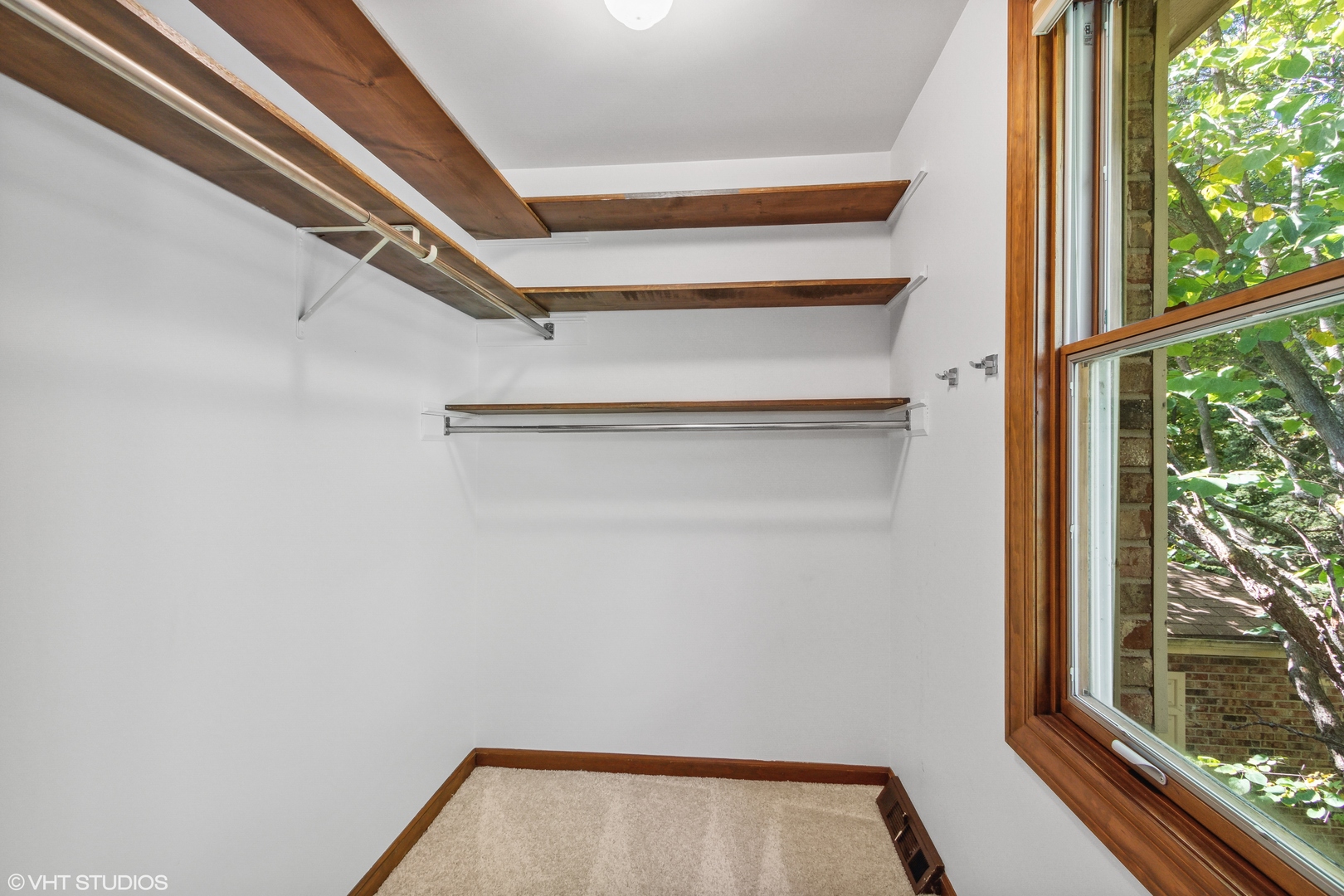 322 Old Sutton Road Barrington, IL 60010 - Photo 17 of 37 a view of rack