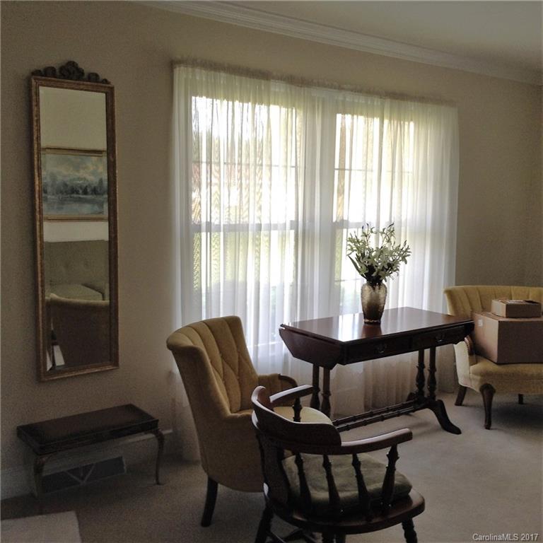 515 Fielding Road Charlotte, NC 28214 - Photo 4 of 15 Gallery Image 4