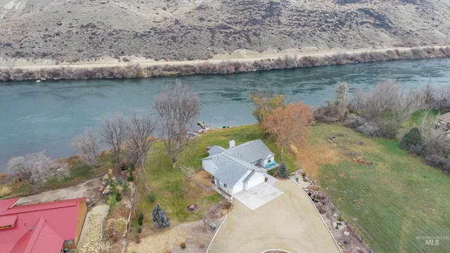 $1,200,000 | 10142 Airpark Loop Road, Melba, ID 83641