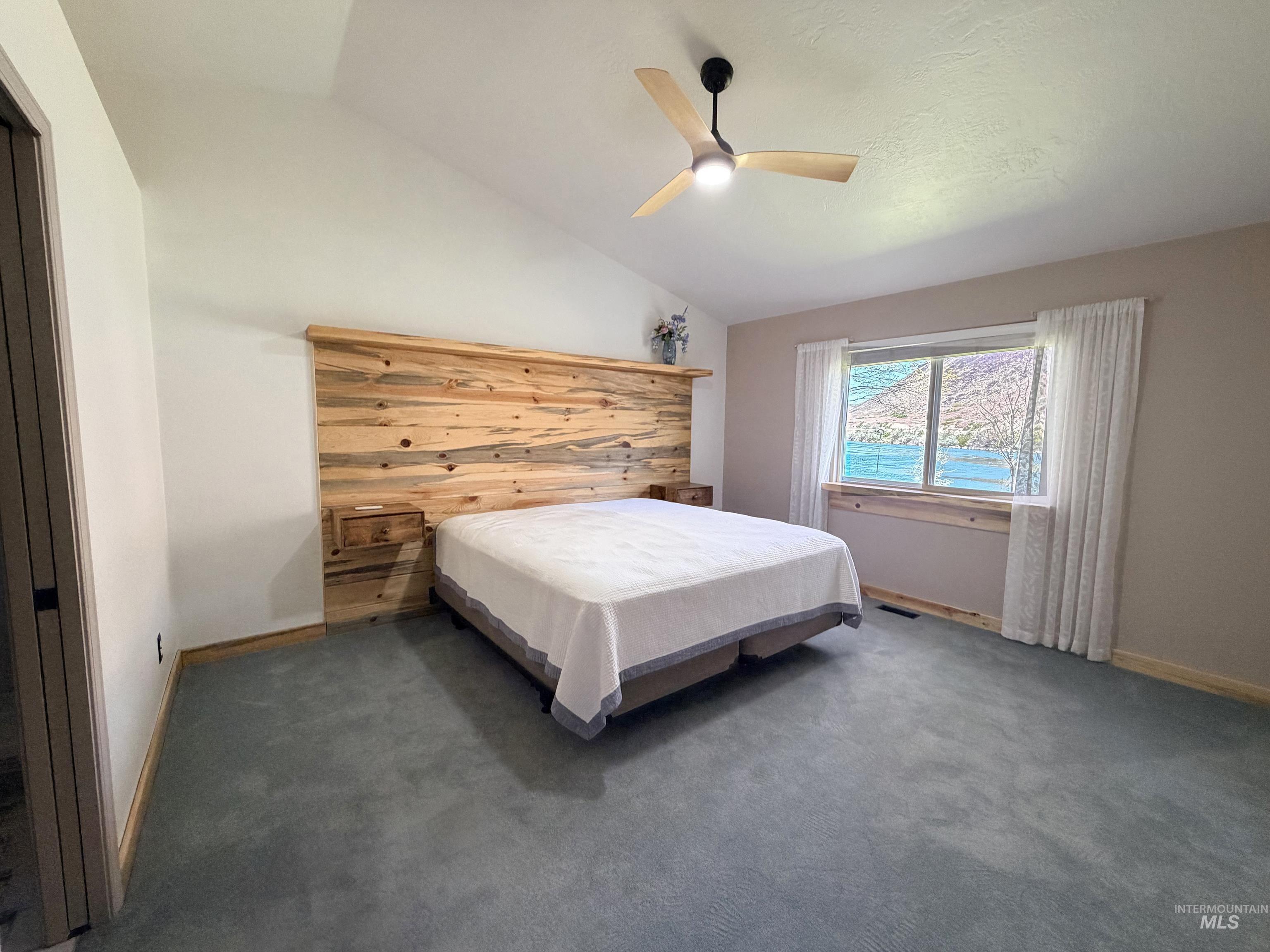 10142 Airpark Loop Road Melba, ID 83641 - Photo 13 of 34