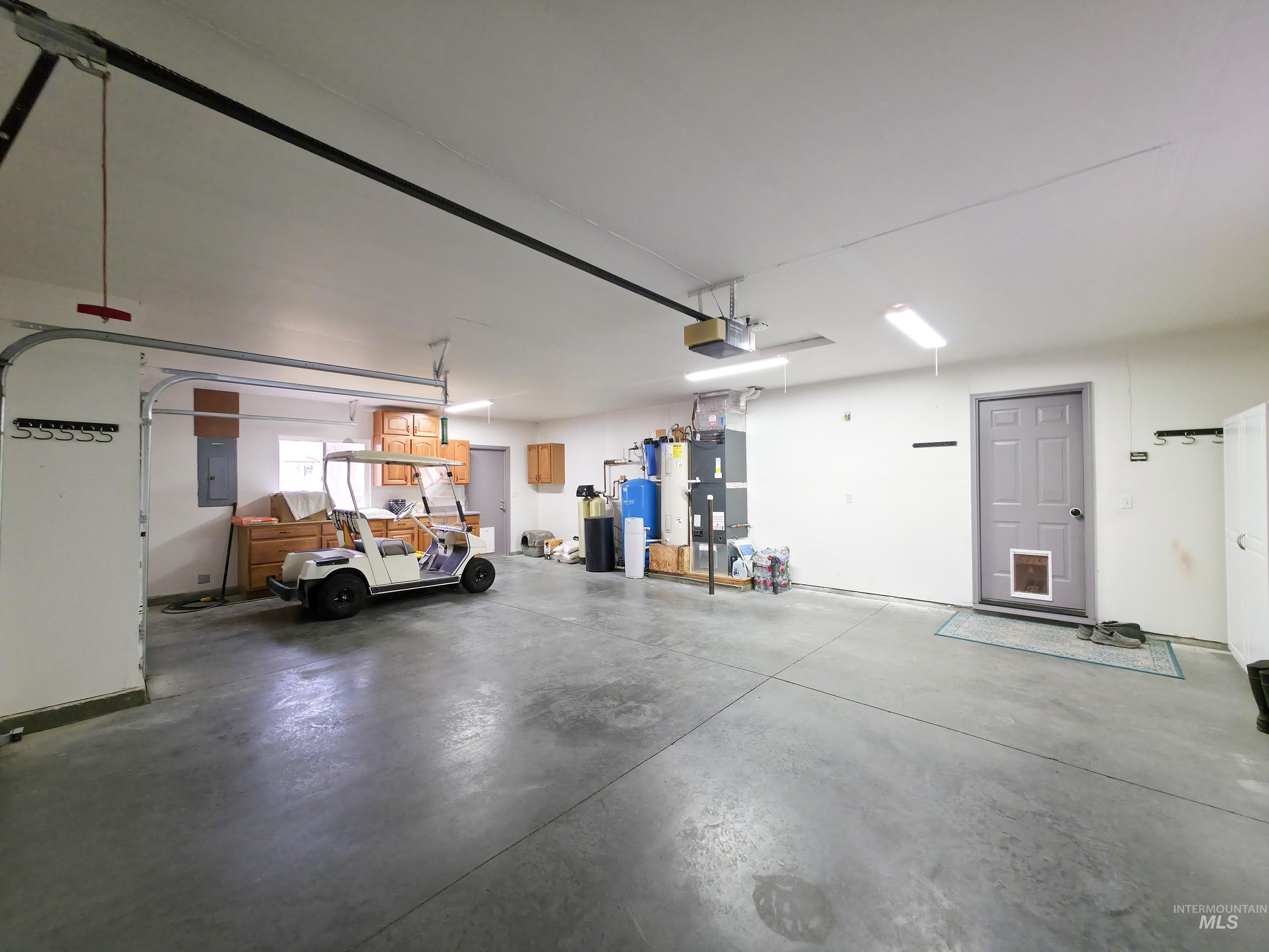 10142 Airpark Loop Road Melba, ID 83641 - Photo 20 of 35