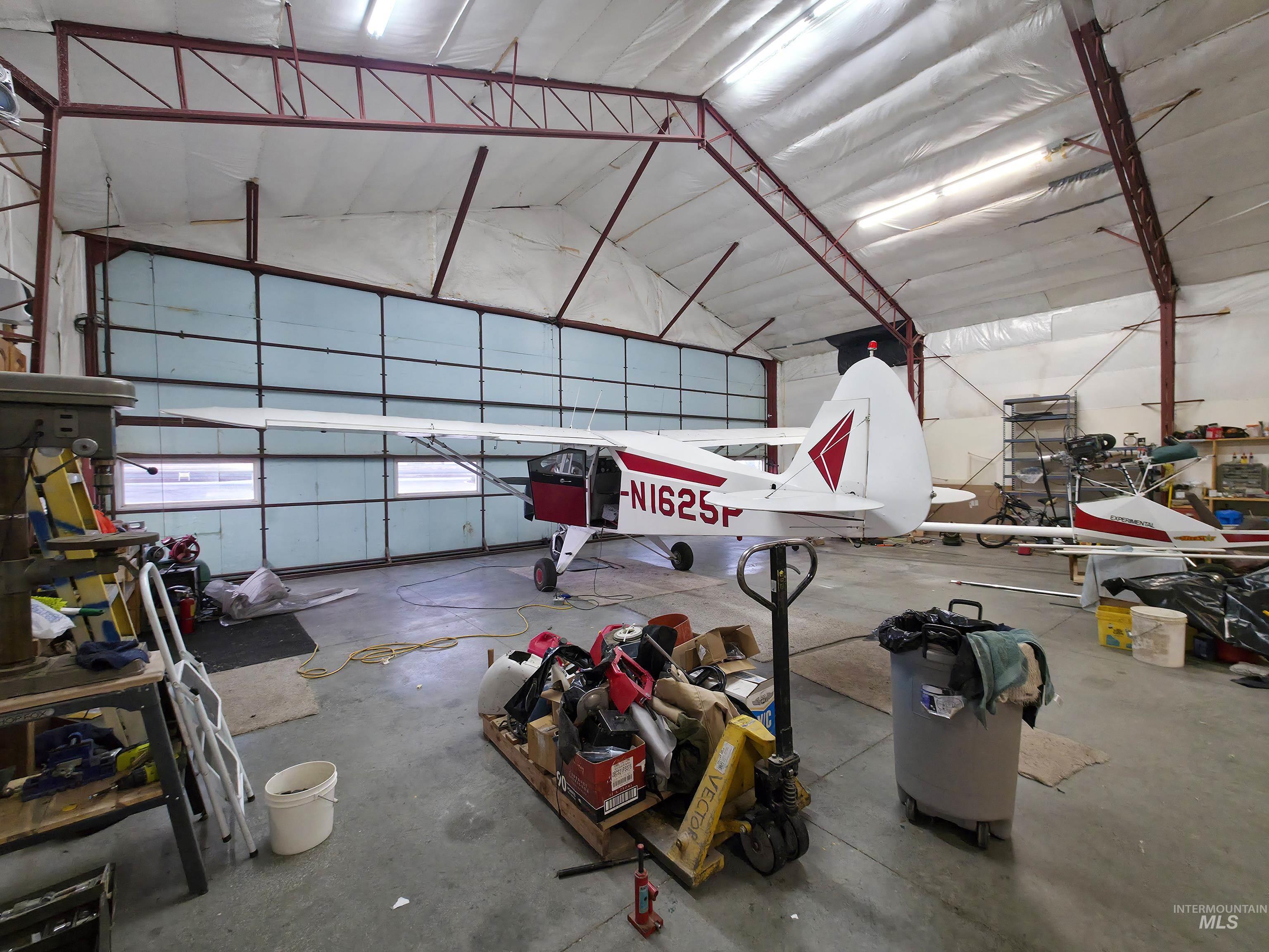 10142 Airpark Loop Road Melba, ID 83641 - Photo 27 of 35