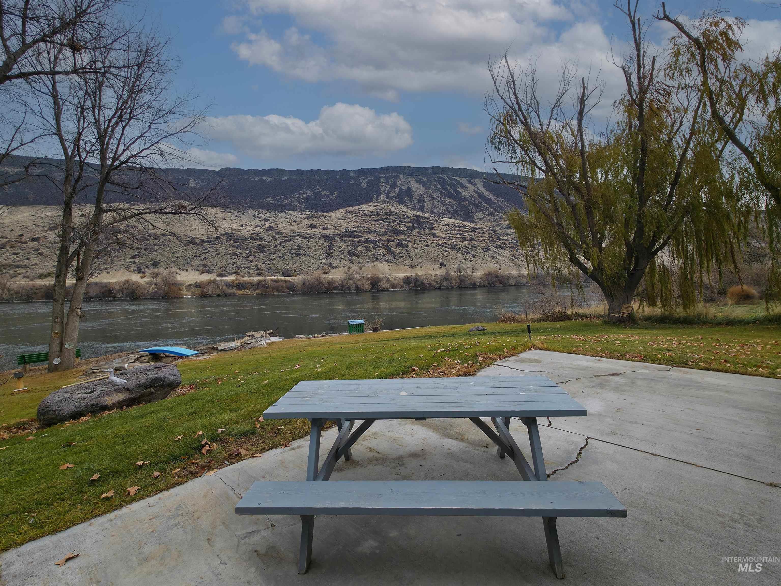 10142 Airpark Loop Road Melba, ID 83641 - Photo 5 of 35