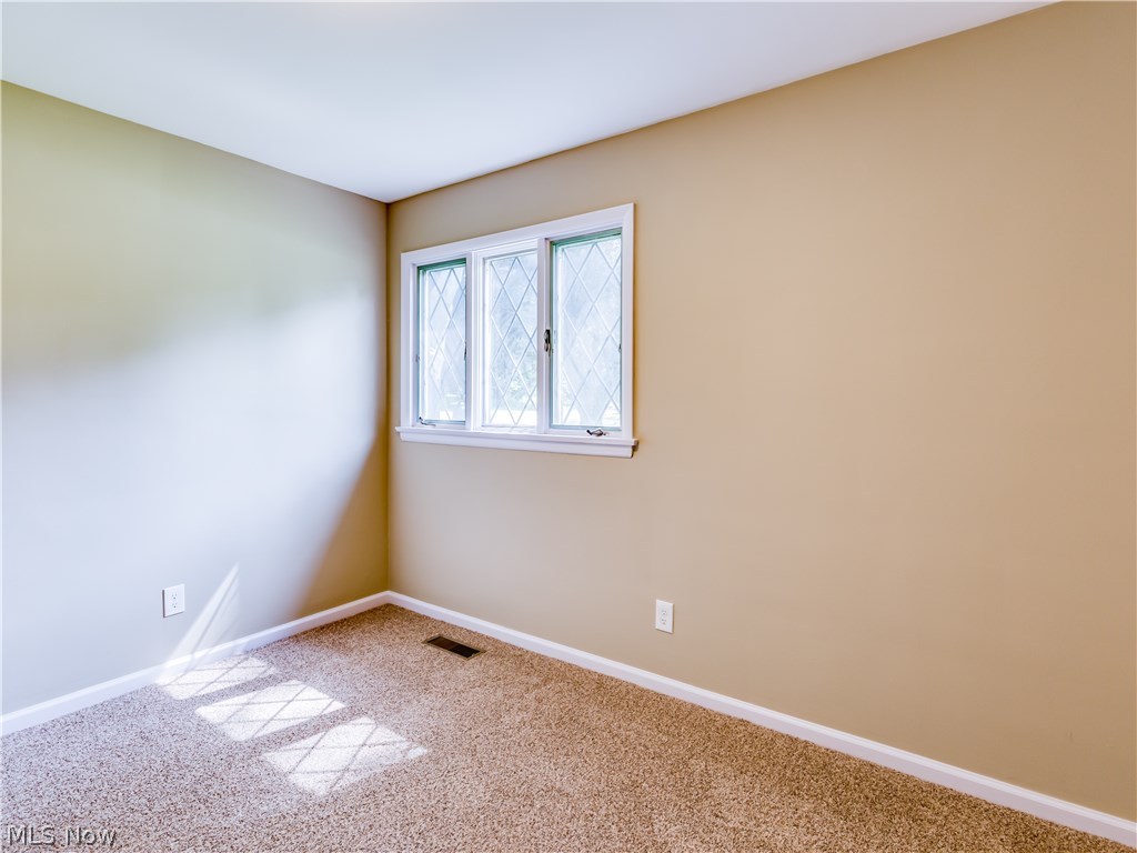 674 Schocalog Road Akron, OH 44320 - Photo 28 of 34 Gallery Image 28