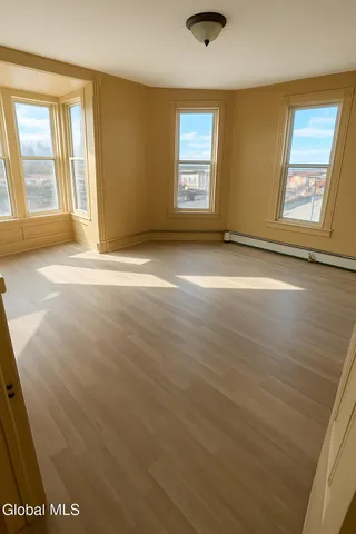 $160,000 | 21 East Main Street, St. Johnsville, NY 13452