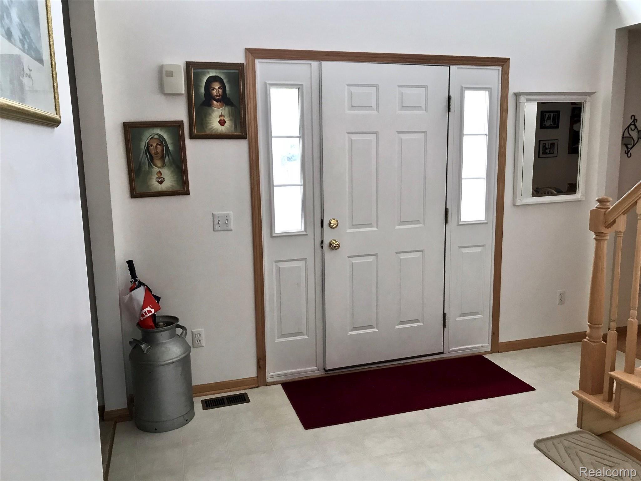 2011 Grace Avenue Rochester, MI 48309 - Photo 17 of 58 fullsizeoutput_b1.jpeg